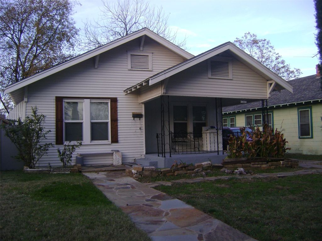2419 Catherine Street, Dallas, TX 75211