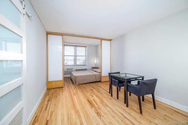4601 39th Avenue 311, Sunnyside, NY 11104
