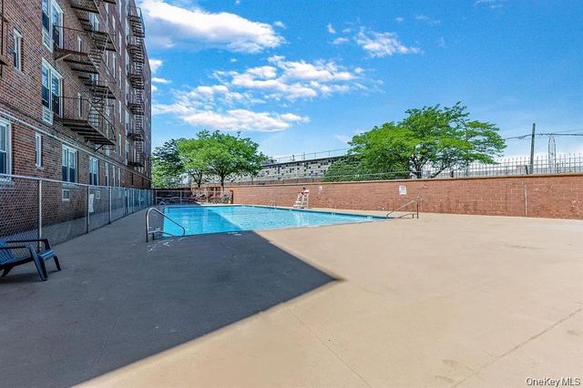 4601 39th Avenue 311, Sunnyside, NY 11104