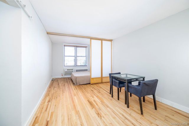 4601 39th Avenue 311, Sunnyside, NY 11104