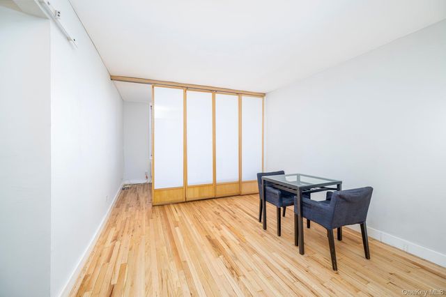 4601 39th Avenue 311, Sunnyside, NY 11104