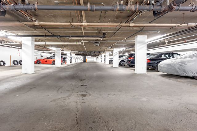 4901 Golf Road 410, Skokie, IL 60077