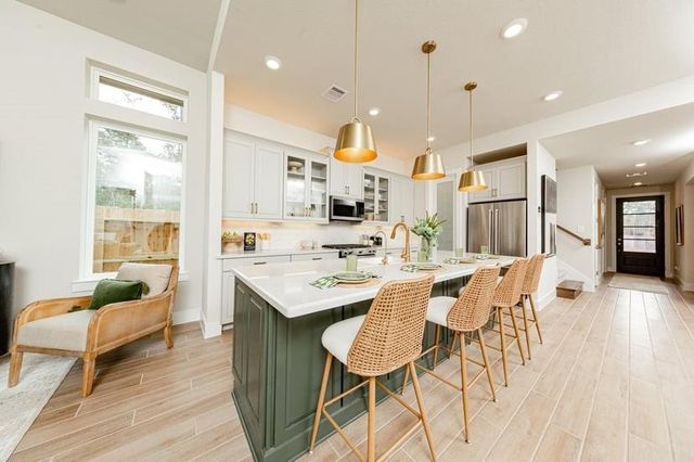 2035 Forest Stream Way, Conroe, TX 77304