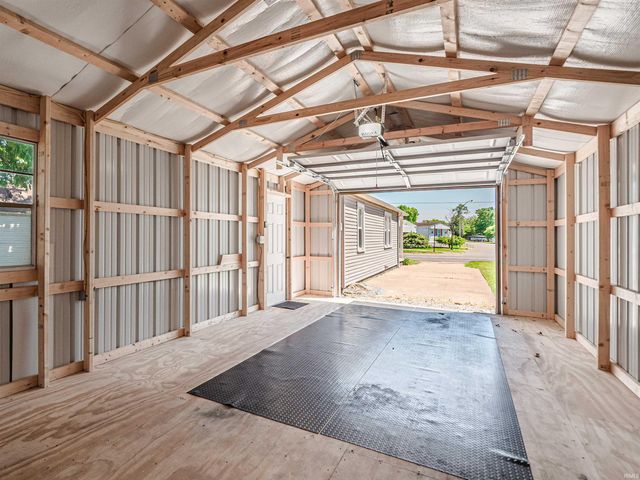 1423 Allens Lane, Evansville, IN 47710
