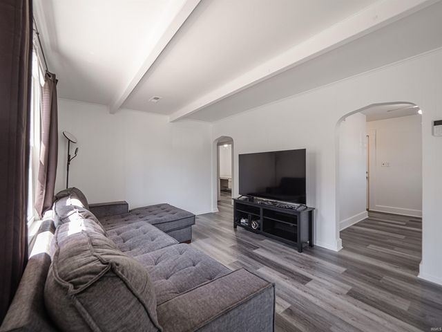 1423 Allens Lane, Evansville, IN 47710