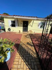1085 NW 26th Street, Miami, FL 33127