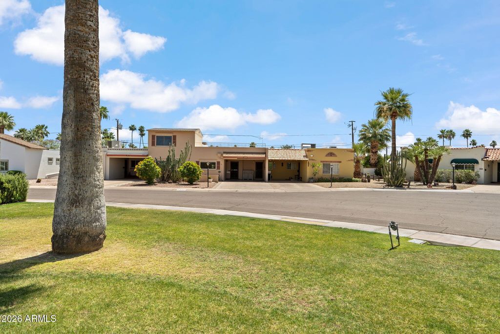 7633 E MEADOWBROOK Avenue, Scottsdale, AZ 85251 — photo 3