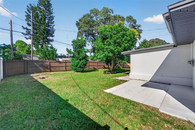 5483 37TH AVENUE N, St Petersburg, FL 33710