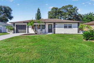 5483 37TH AVENUE N, St Petersburg, FL 33710