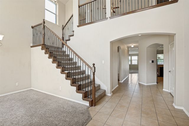 1305 Lone Pine Drive, Little Elm, TX 75068