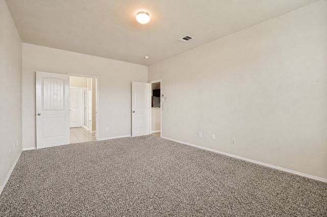 1305 Lone Pine Drive, Little Elm, TX 75068