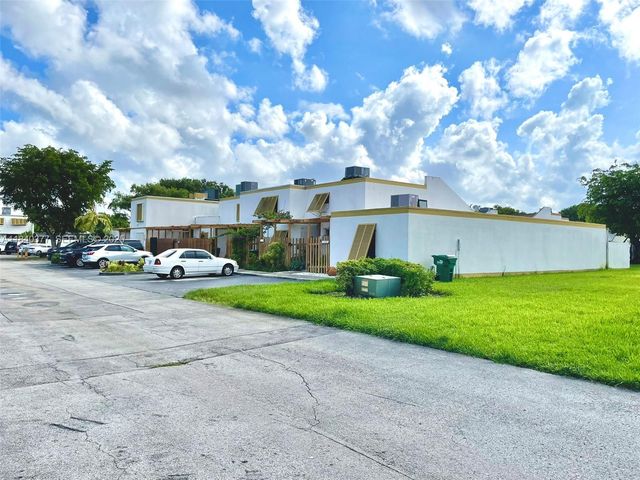 1725 SW 131st Place Circle S, Miami, FL 33175