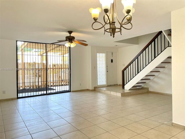 1725 SW 131st Place Circle S, Miami, FL 33175