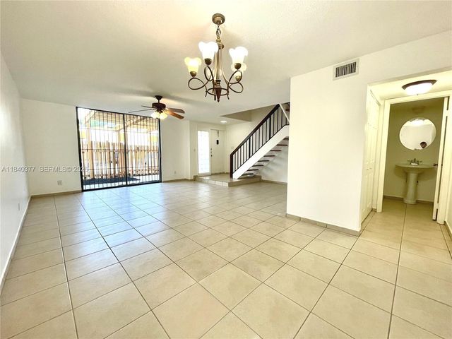 1725 SW 131st Place Circle S, Miami, FL 33175