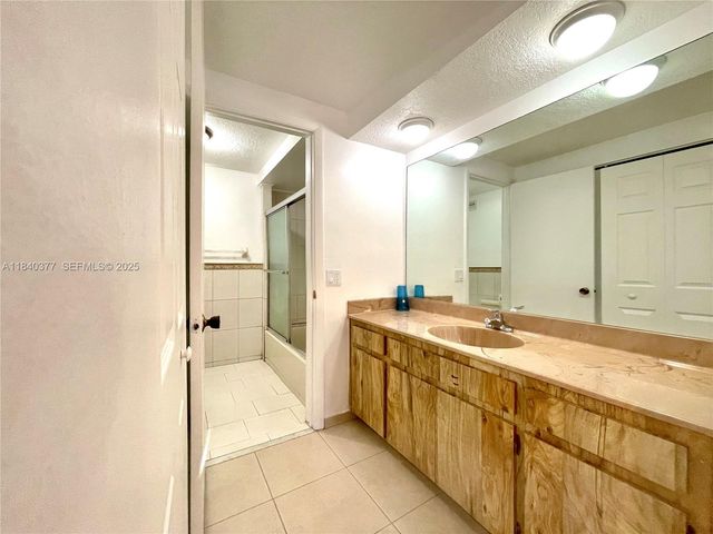 1725 SW 131st Place Circle S, Miami, FL 33175