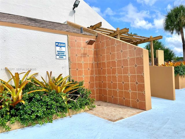 1725 SW 131st Place Circle S, Miami, FL 33175