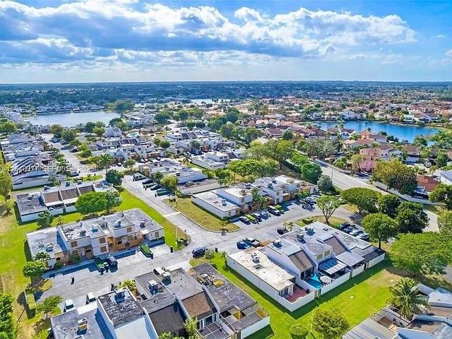 1725 SW 131st Place Circle S, Miami, FL 33175