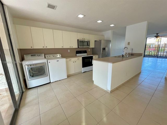 1725 SW 131st Place Circle S, Miami, FL 33175