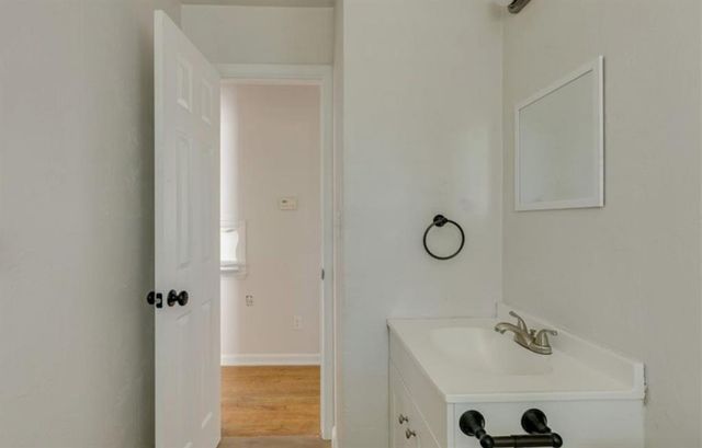 809 General Senter Drive, Oklahoma City, OK 73110