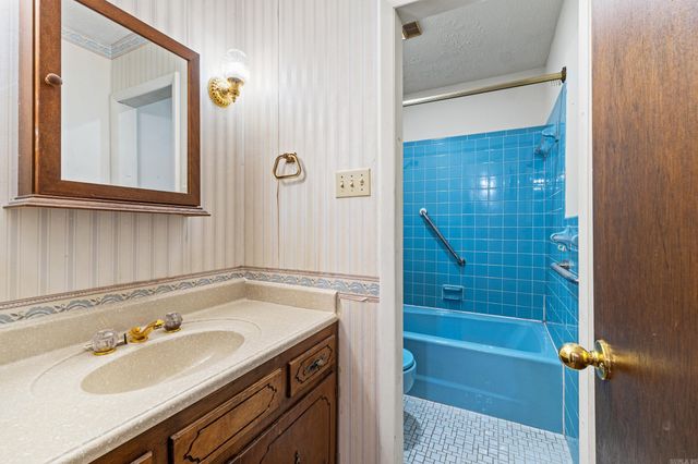 1 Burnett Circle, Greenbrier, AR 72058