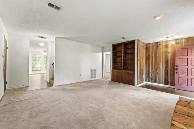 1 Burnett Circle, Greenbrier, AR 72058