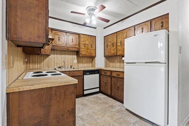 1 Burnett Circle, Greenbrier, AR 72058