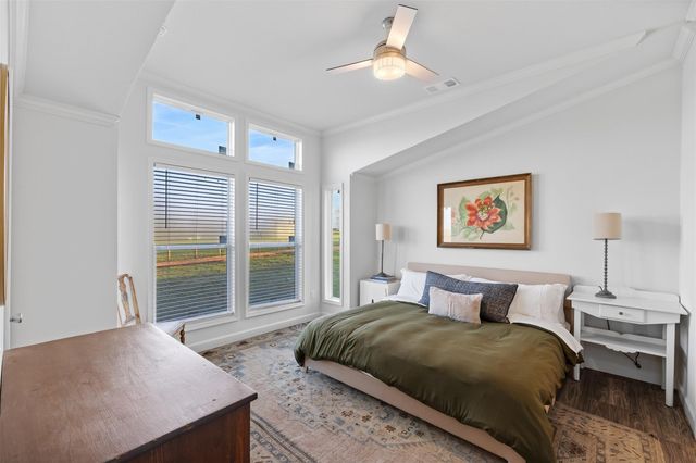 1731 Spur 458, Carmine, TX 78932