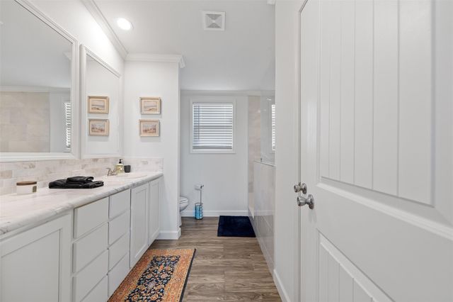 1731 Spur 458, Carmine, TX 78932