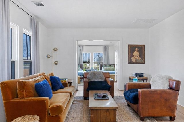 1731 Spur 458, Carmine, TX 78932