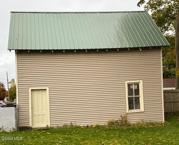 126 Kingsboro Avenue, Gloversville, NY 12078