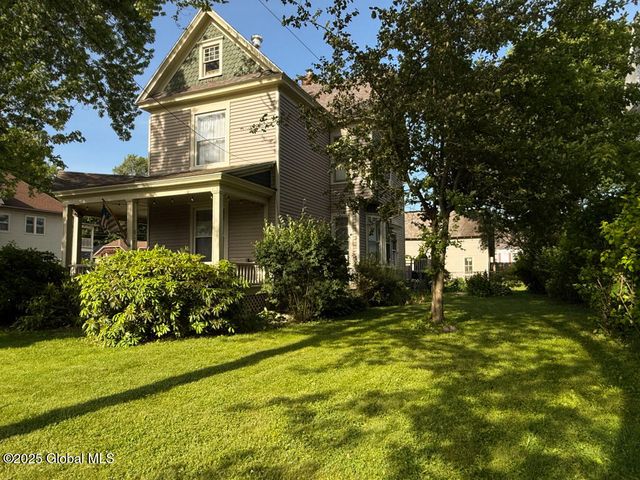 126 Kingsboro Avenue, Gloversville, NY 12078