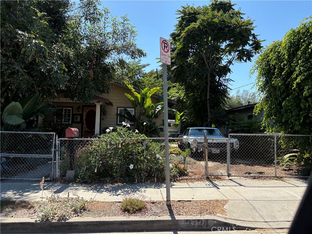 2724 Queen, Los Angeles, CA 90039 — exterior