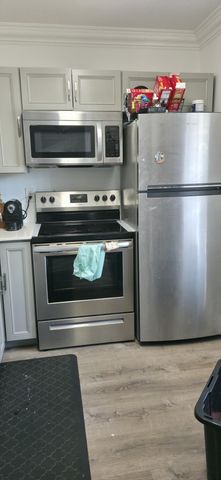 6091 NW 61st Avenue 105, Tamarac, FL 33319