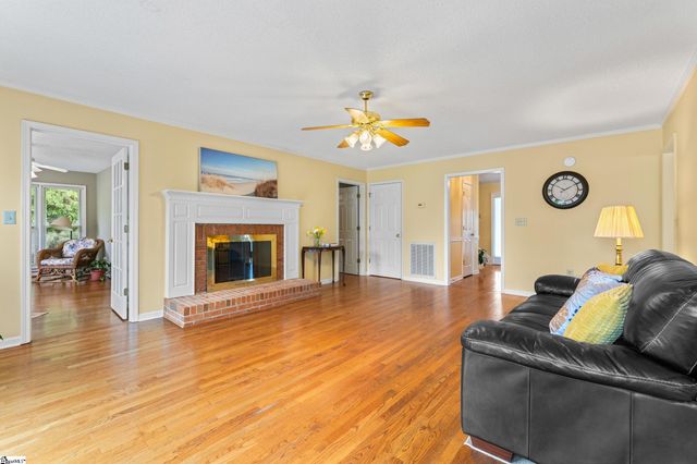 121 Sun Chase Drive, Easley, SC 29642