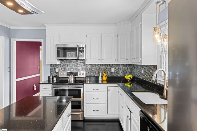 121 Sun Chase Drive, Easley, SC 29642