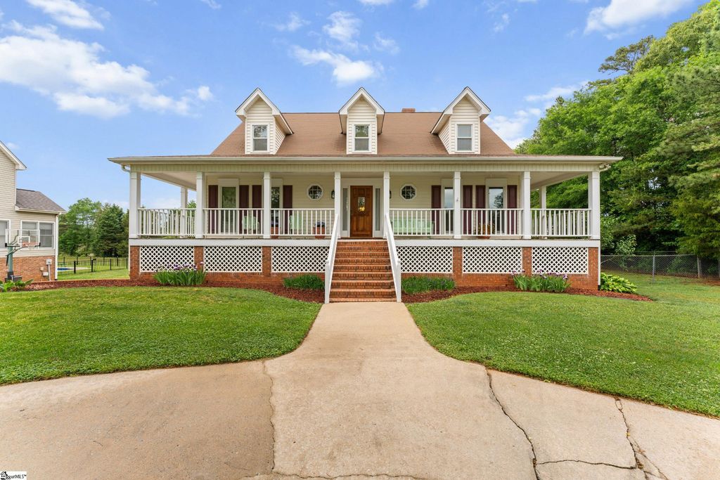 121 Sun Chase Drive, Easley, SC 29642