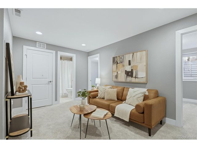 2737 N Elizabeth St, Denver, CO 80205