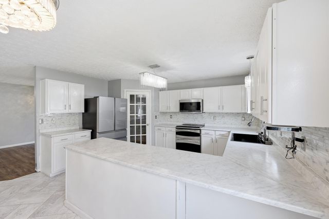4650 Kenross Drive, Columbus, OH 43207