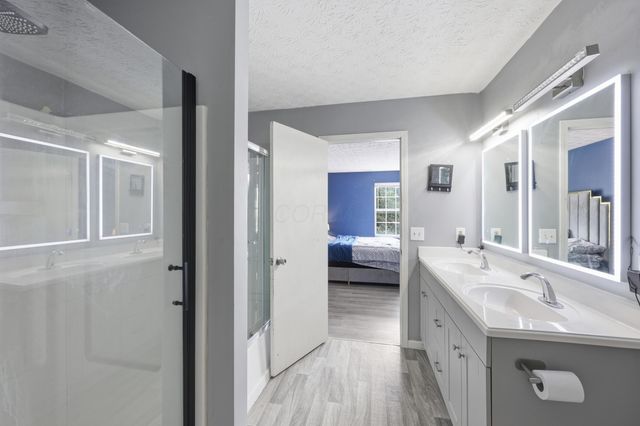 4650 Kenross Drive, Columbus, OH 43207