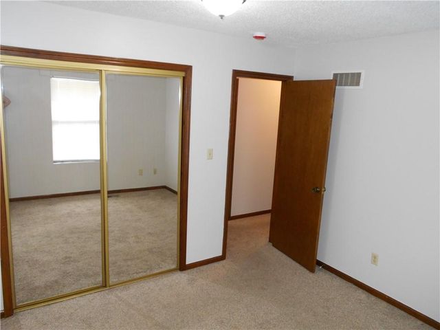 1021-1019 N Kiger Road, Independence, MO 64050