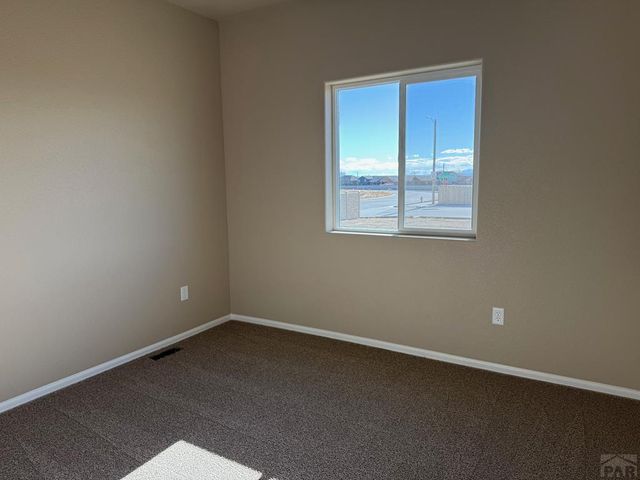 6104 Harper Ln, Pueblo, CO 81008