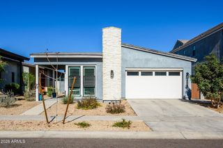 824 E MONTE Way, Phoenix, AZ 85042