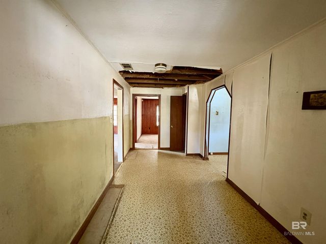 4060 Dickson Lane, Mobile, AL 36618