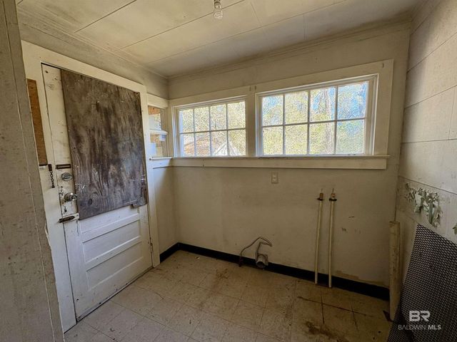 4060 Dickson Lane, Mobile, AL 36618