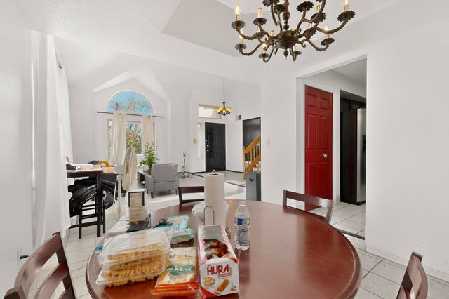 5301 Hattiesburg Avenue NW, Albuquerque, NM 87120