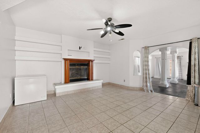 5301 Hattiesburg Avenue NW, Albuquerque, NM 87120
