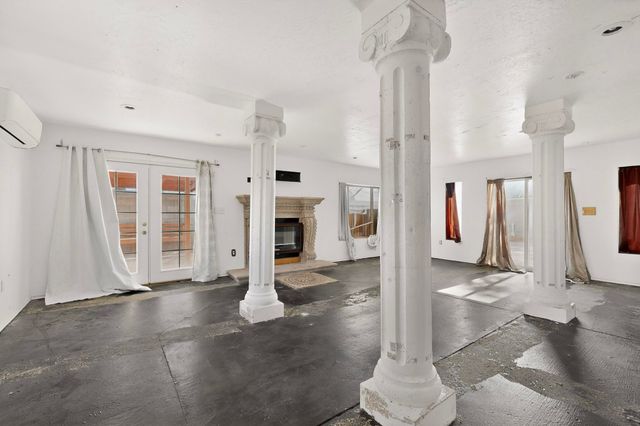 5301 Hattiesburg Avenue NW, Albuquerque, NM 87120