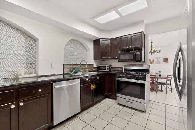 5301 Hattiesburg Avenue NW, Albuquerque, NM 87120