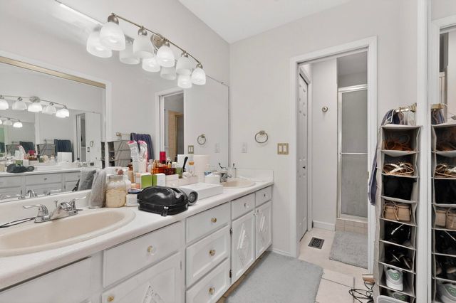 5301 Hattiesburg Avenue NW, Albuquerque, NM 87120