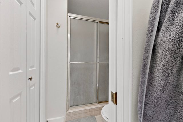 5301 Hattiesburg Avenue NW, Albuquerque, NM 87120